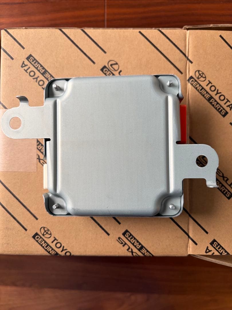 80系　ノア　ヴォクシー　ボルテージセンサー　中古