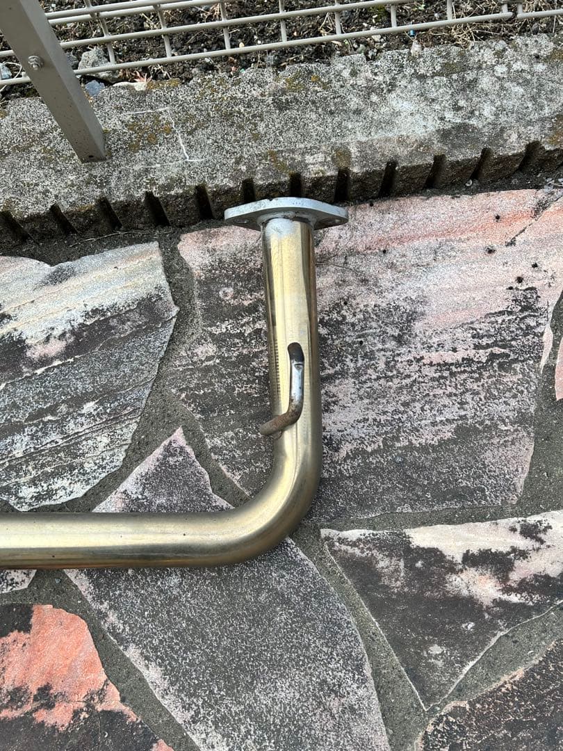 日産 セレナ C26 ハイウェイスター ワンオフ ２本出し リアマフラー