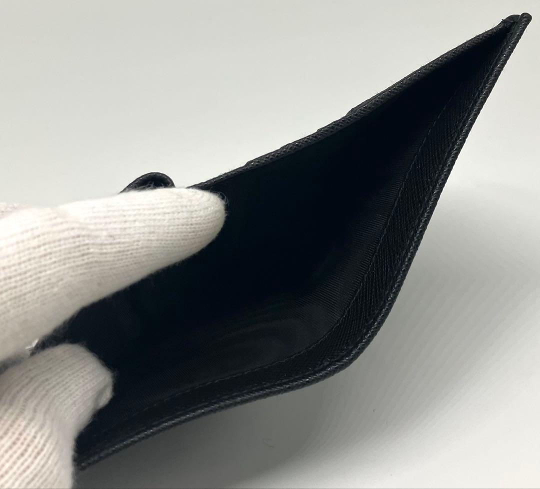 ⭐️ 極美品 プラダ サフィアーノ トライアングル 二つ折り財布 ブラック 鑑定済