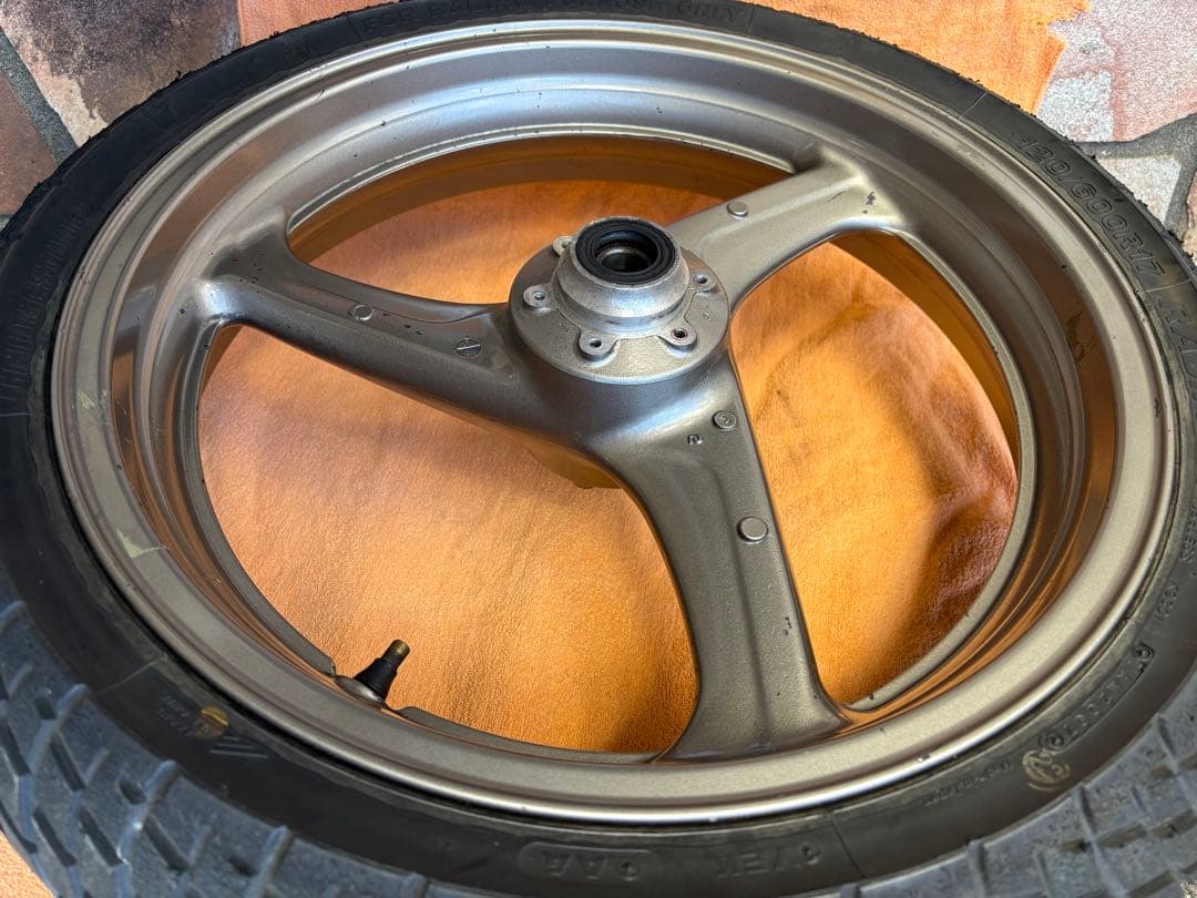 ホンダVTR1000F SC36 フロントホイール　ホーネット250NSR250