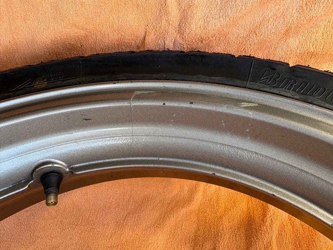 ホンダVTR1000F SC36 フロントホイール　ホーネット250NSR250