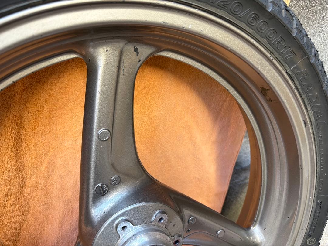 ホンダVTR1000F SC36 フロントホイール　ホーネット250NSR250