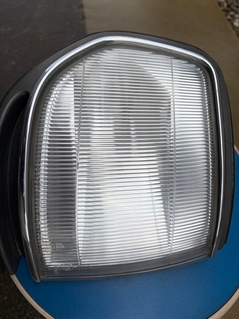 りょ ランクル80 純正ヘッドライトコーナーランプ　レンズフルセット