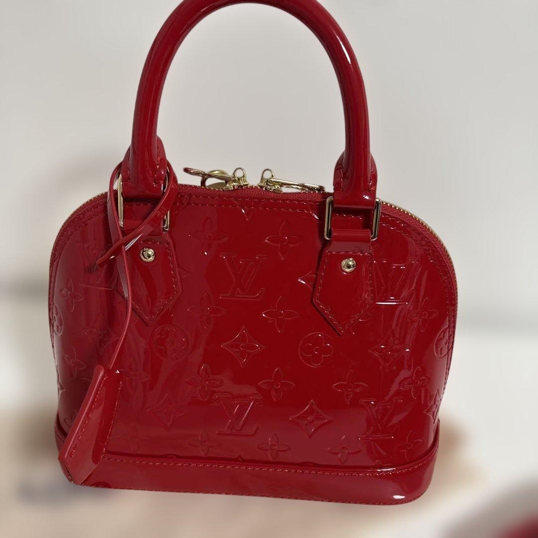 N*⃛様 エナメル赤2ウェイバッグ