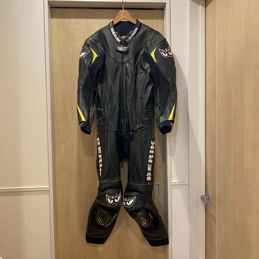 BERIK レーシングスーツ　Lサイズ　革つなぎ　ベリック　MFJ公認　ブラック