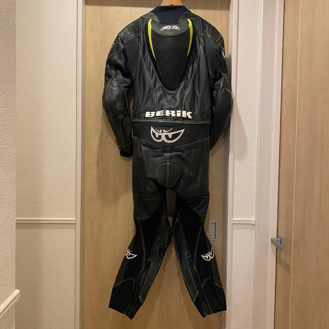 BERIK レーシングスーツ　Lサイズ　革つなぎ　ベリック　MFJ公認　ブラック