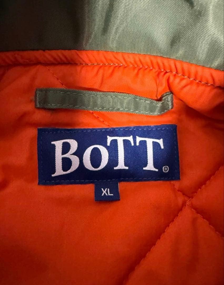 BOTT (ボット) NYLON FLIGHT JACKET オリーブ
