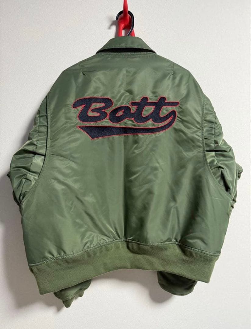 BOTT (ボット) NYLON FLIGHT JACKET オリーブ