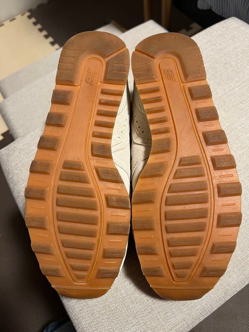 New Balance 996 ホワイト スエード スニーカー