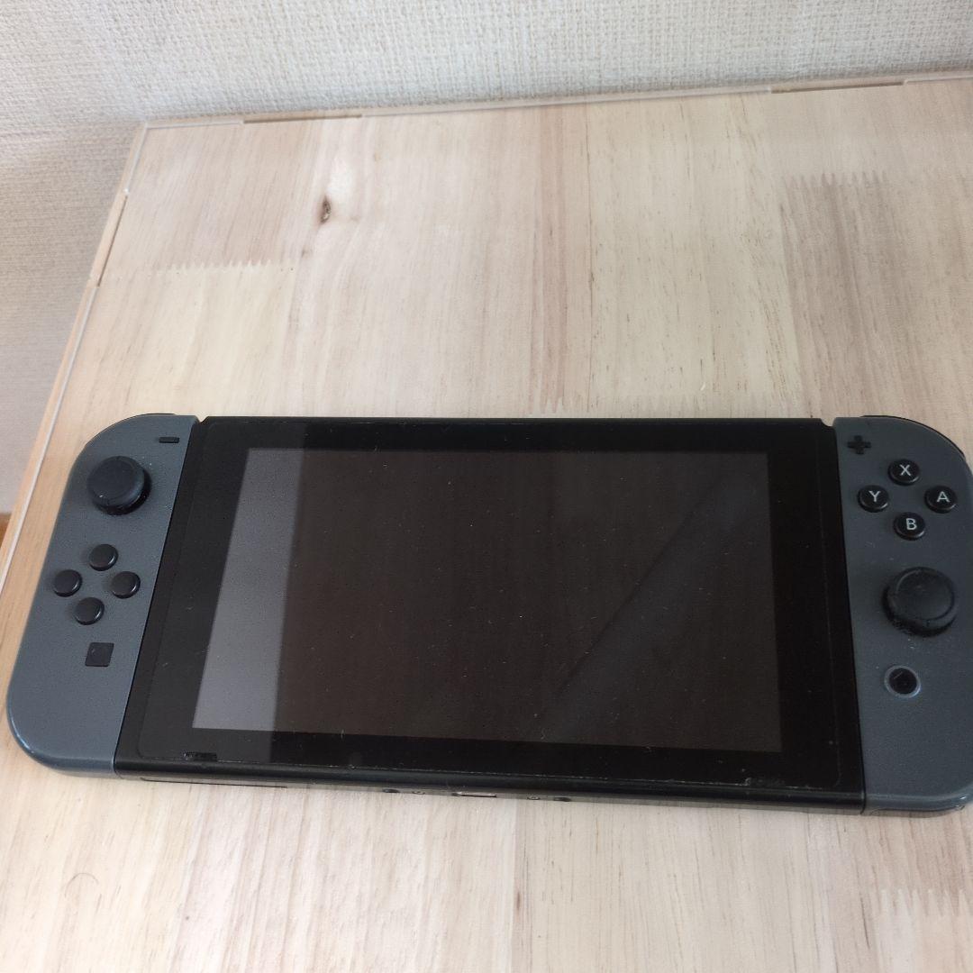 ニンテンドー　switch　本体