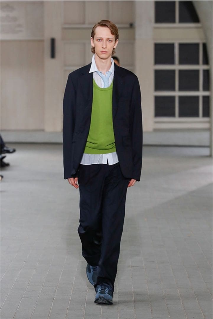 【AURALEE】Super Fine Tropical Wool Set Up