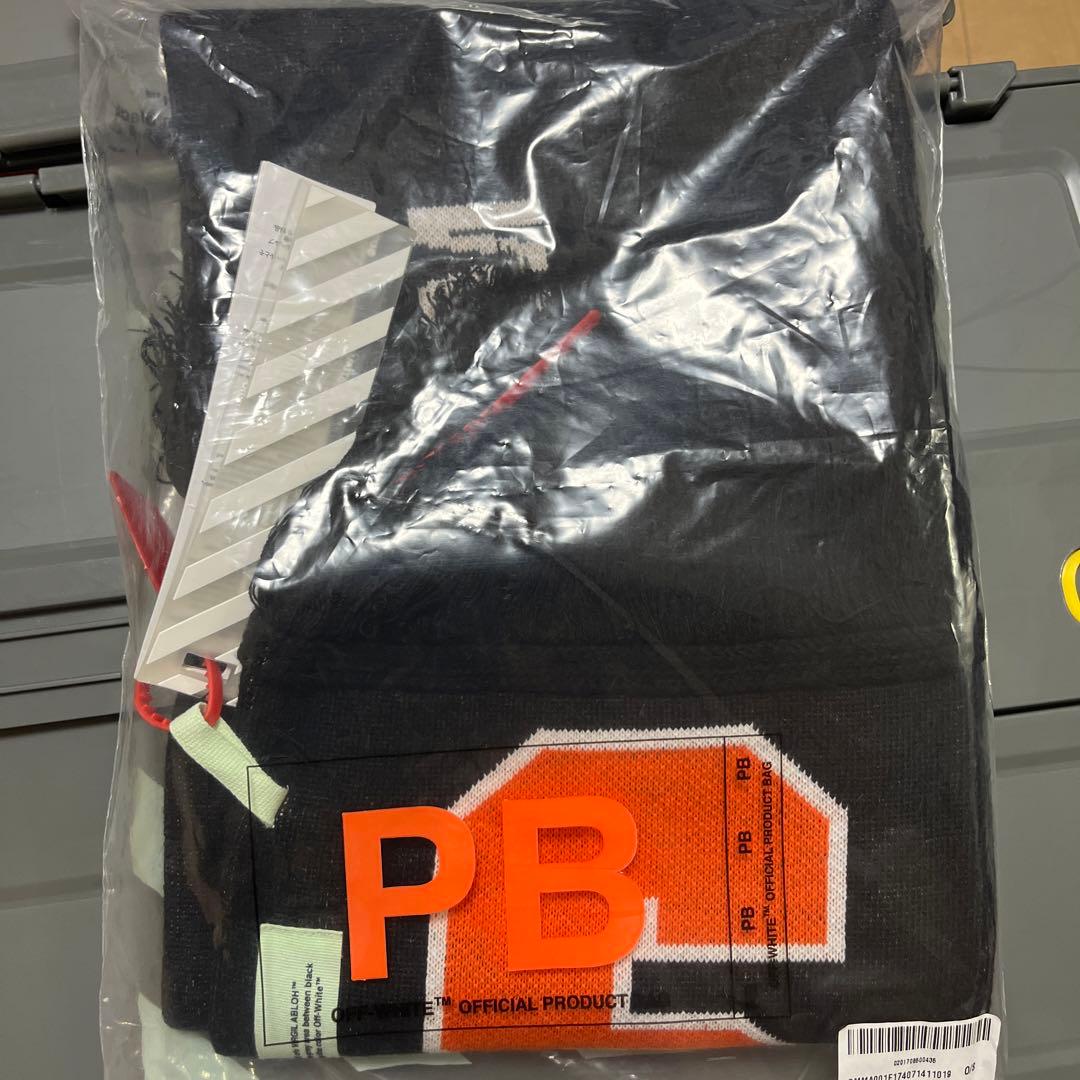 Off-White マフラー　新品