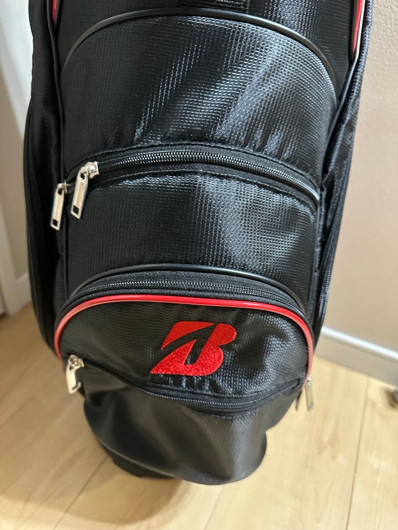 ブリヂストン TOUR B キャディバッグ 黒/赤 郵送用カバー付き