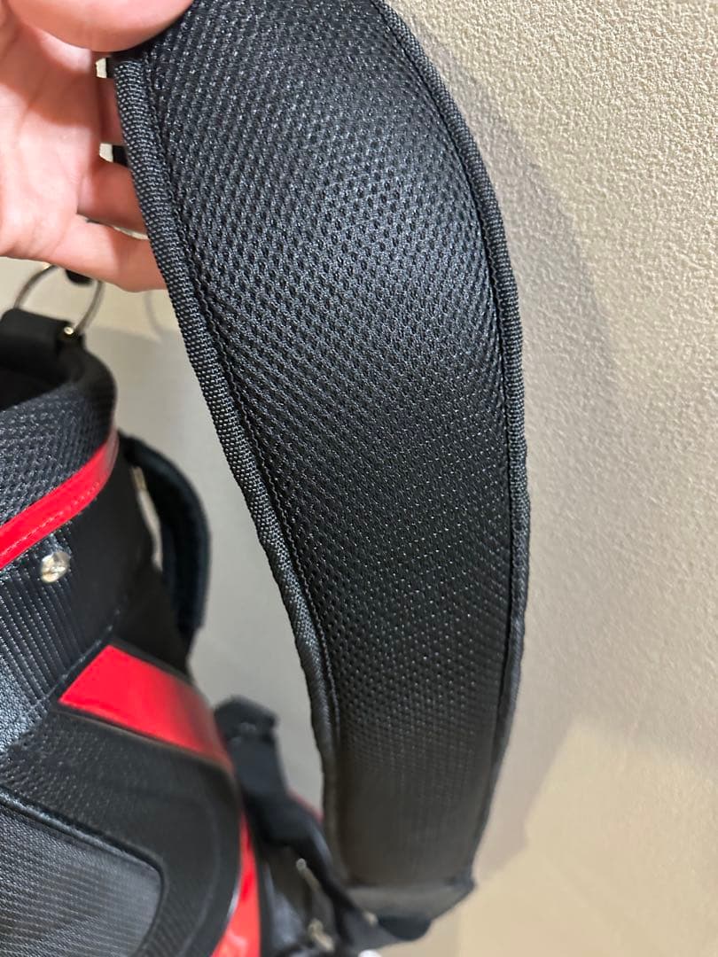 ブリヂストン TOUR B キャディバッグ 黒/赤 郵送用カバー付き