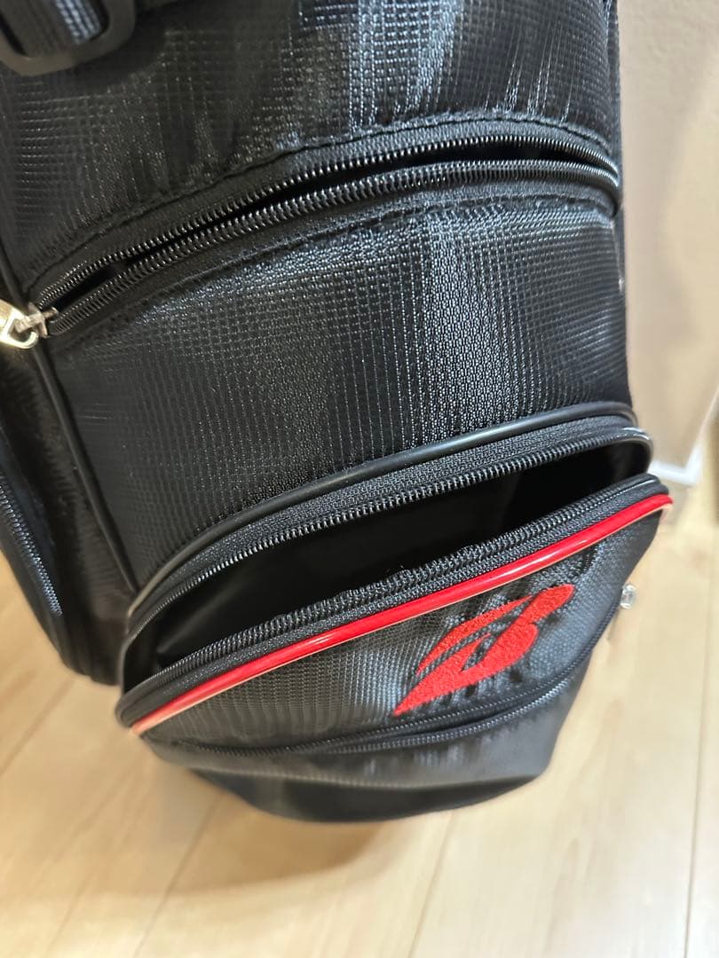 ブリヂストン TOUR B キャディバッグ 黒/赤 郵送用カバー付き