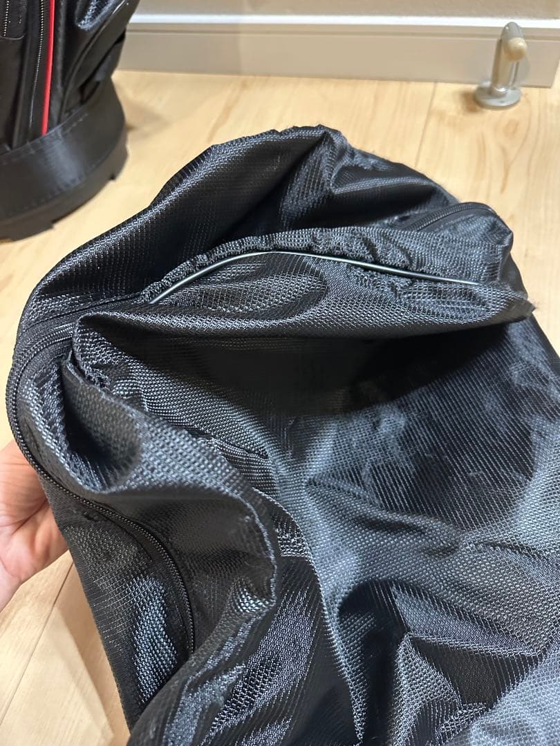 ブリヂストン TOUR B キャディバッグ 黒/赤 郵送用カバー付き