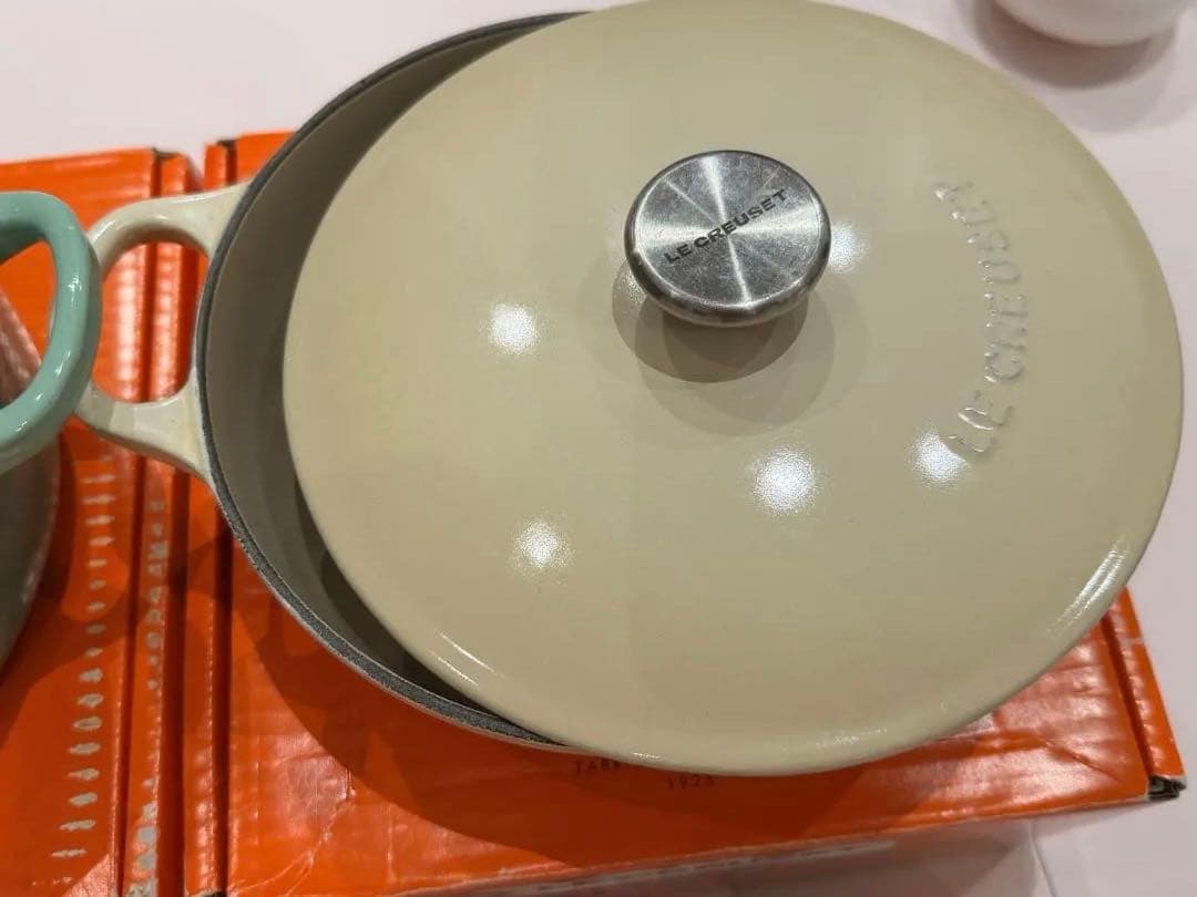 ル・クルーゼ　LE CREUSET 鍋とハート皿、ココット6点セット