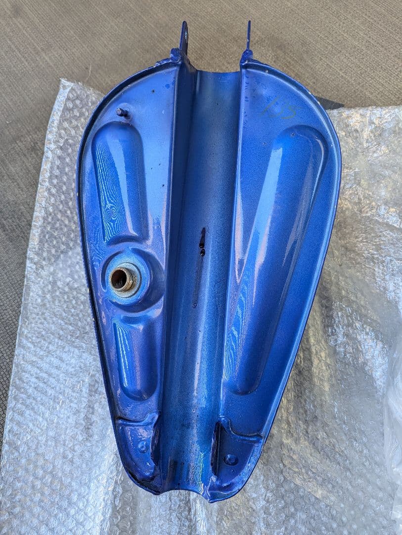 Harley-Davidson スポーツスター 純正タンク XLH