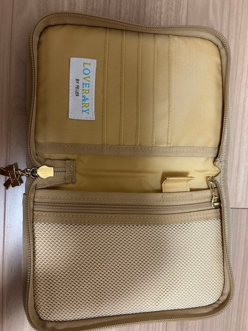 LOVEARY FEILER フェイラー　母子手帳ケース テディ