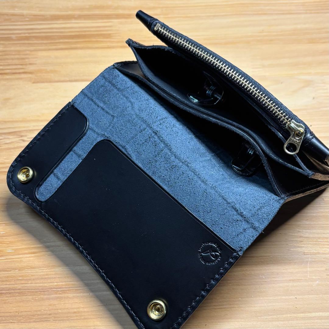 財布・ケース・小物入れ b