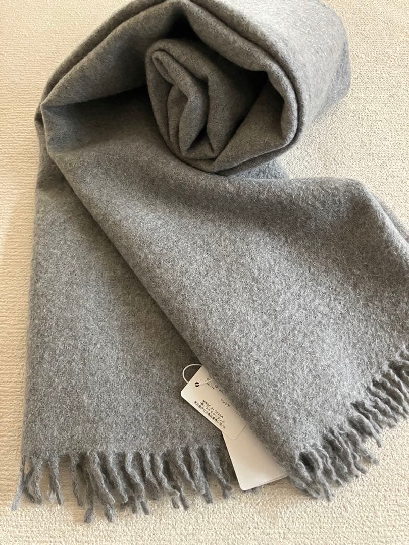 ☆ふゆとれいん様【新品】GALERIE VIE カシミヤストールトゥモローランド