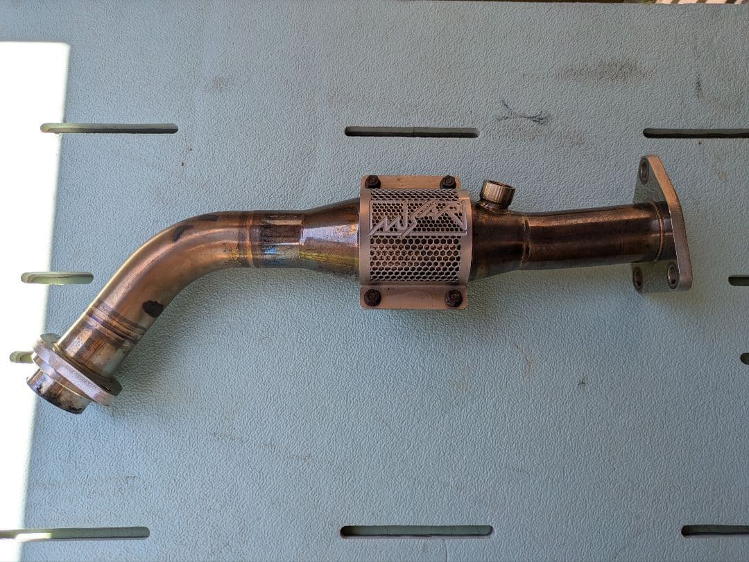 NUSARI メタルスポーツ 証明書つき