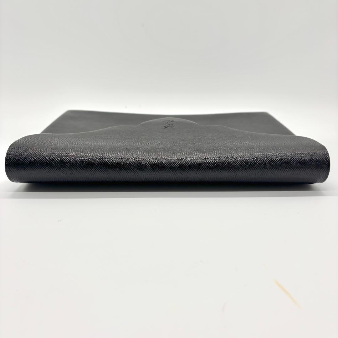 Yves Saint Laurent クラッチバッグ YSL 黒