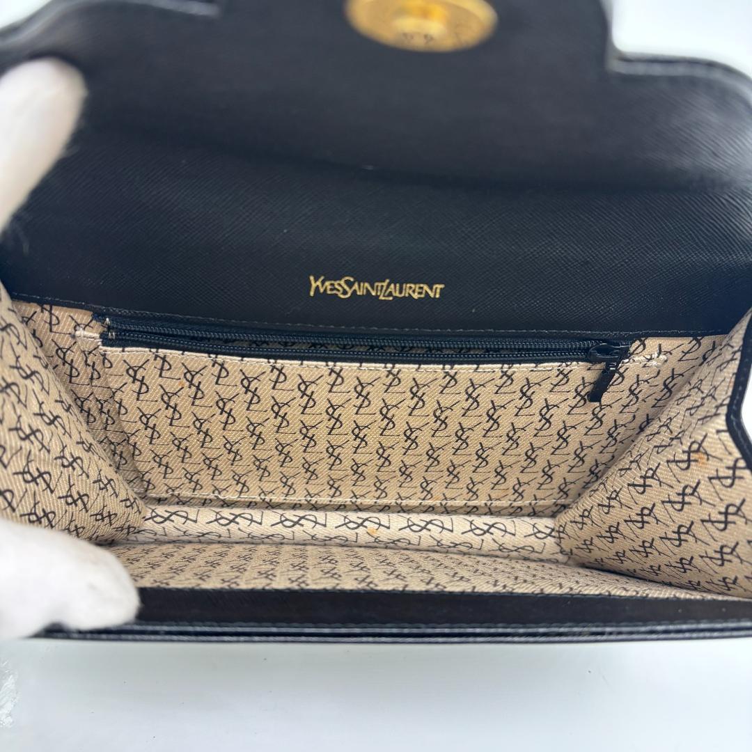 Yves Saint Laurent クラッチバッグ YSL 黒