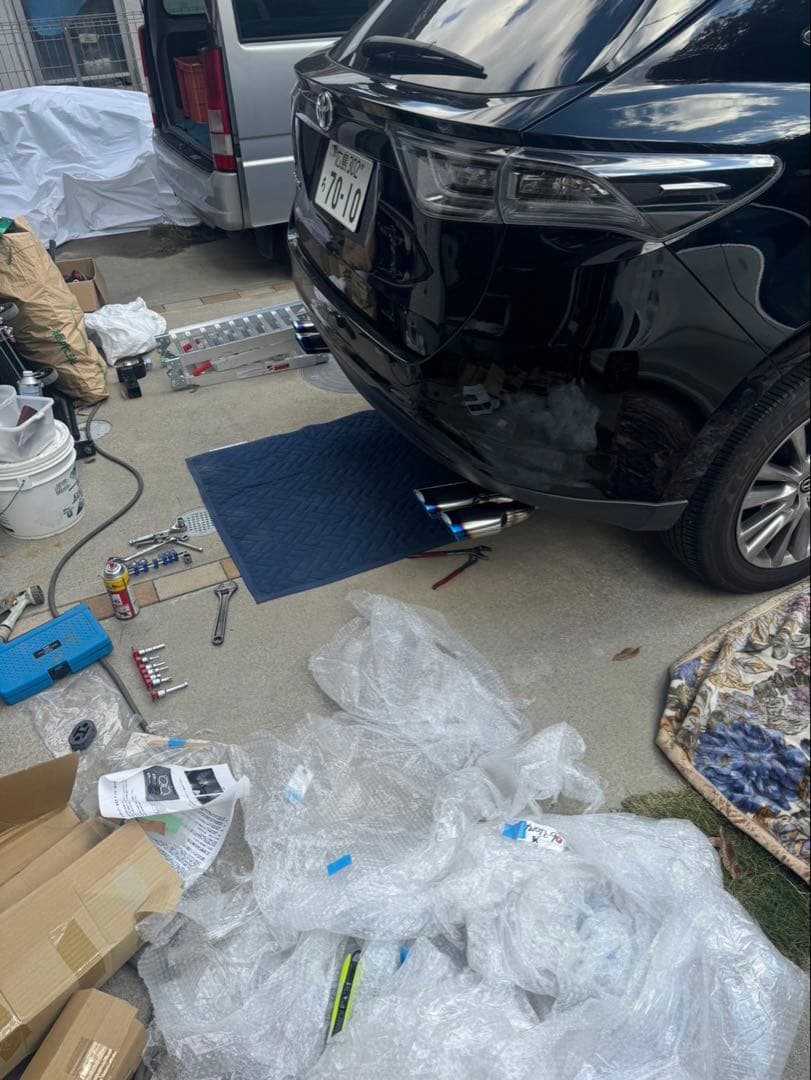 60系ハリアー　ALPINE STYLE デュアルテールマフラー