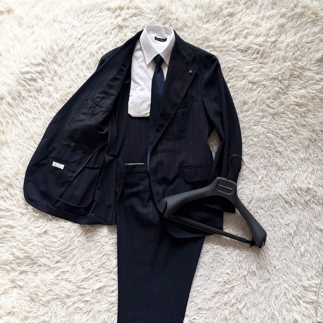 <美品>TAGLIATORE ピーノレラリオ ネイビー ウールスーツ サイズ54