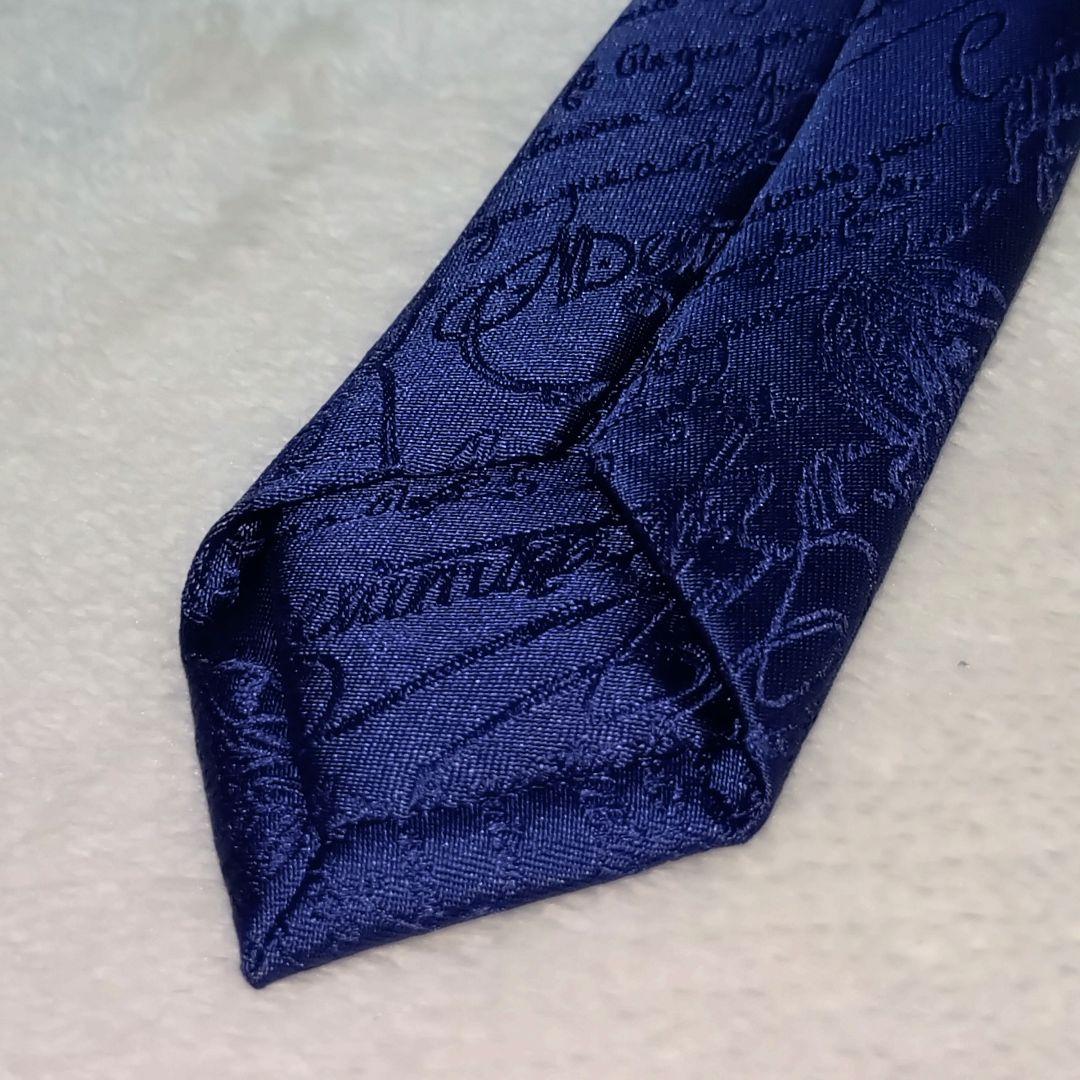 極美品■ベルルッティ　ネクタイ　カリグラフィー　ブルー系　Berluti