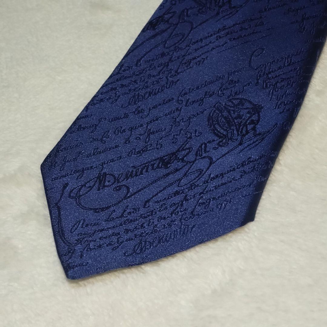 極美品■ベルルッティ　ネクタイ　カリグラフィー　ブルー系　Berluti
