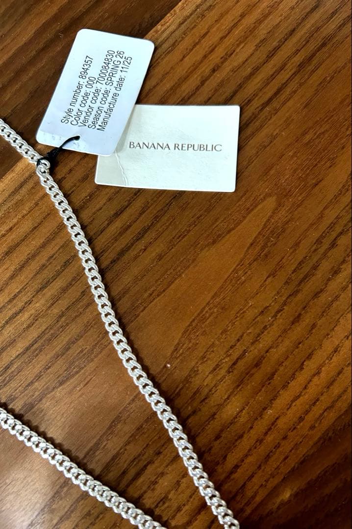 【新品未使用】BANANA REPUBLIC ネックレス　シルバー　岸優太