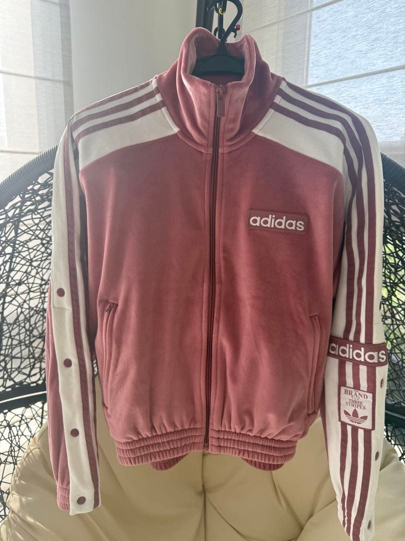adidas ADIBREAK velour TT ピンク⭐︎重盛さと美⭐︎Mサイズ