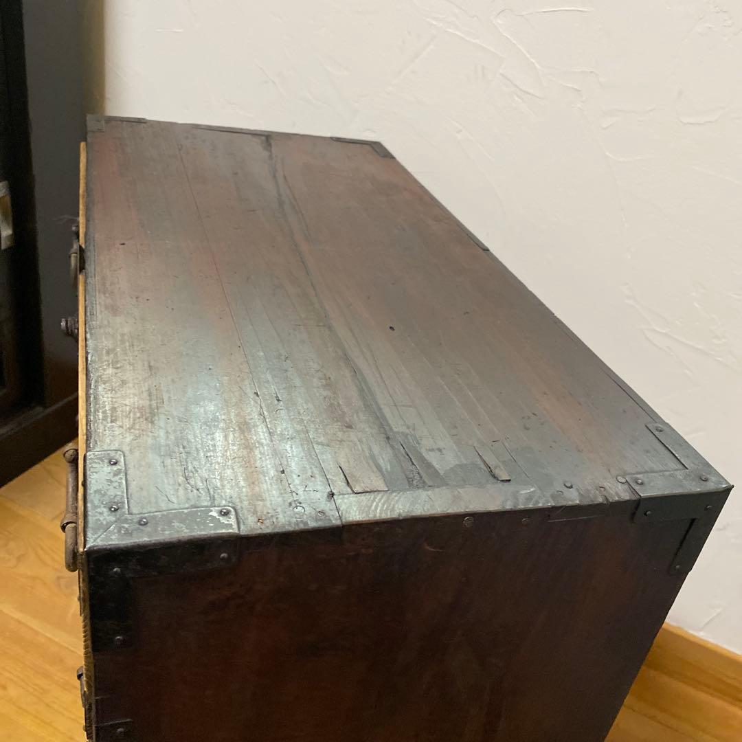 桐の箪笥　いちご