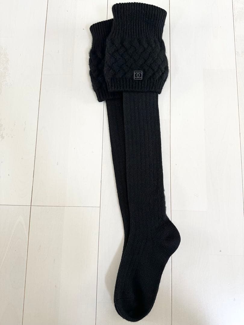 CHANELニーハイソックス