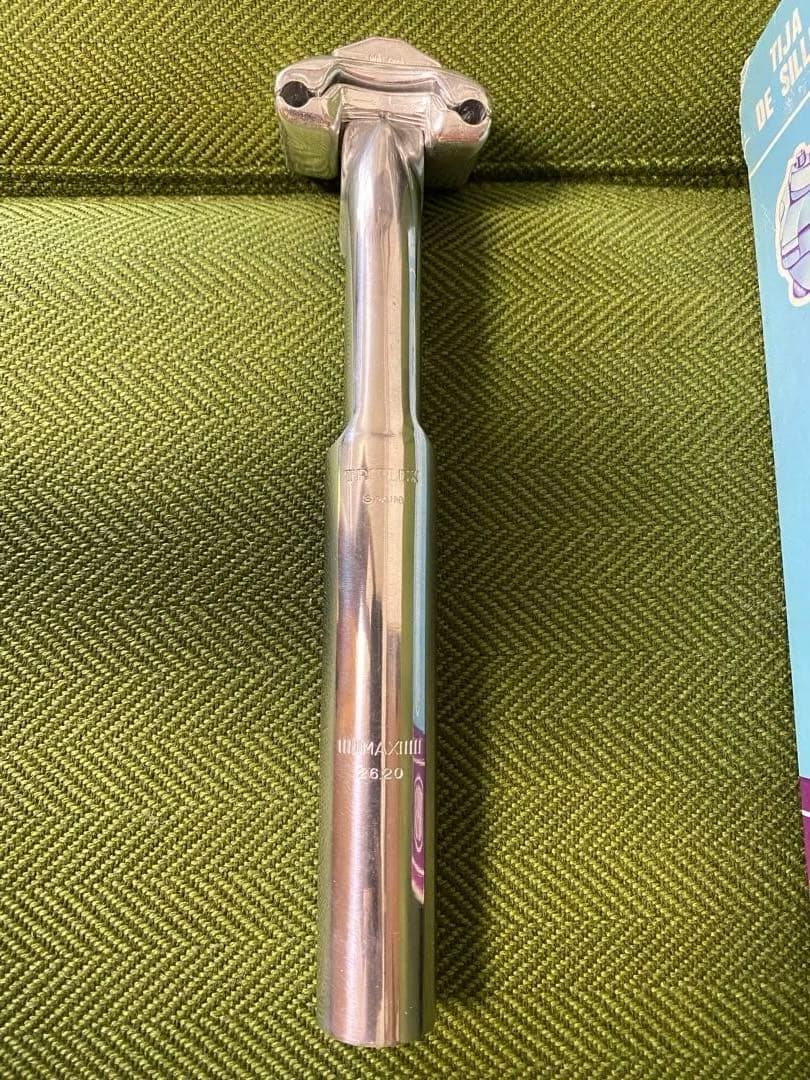 【希少】TRIPLEX エアロシートポスト φ26.2