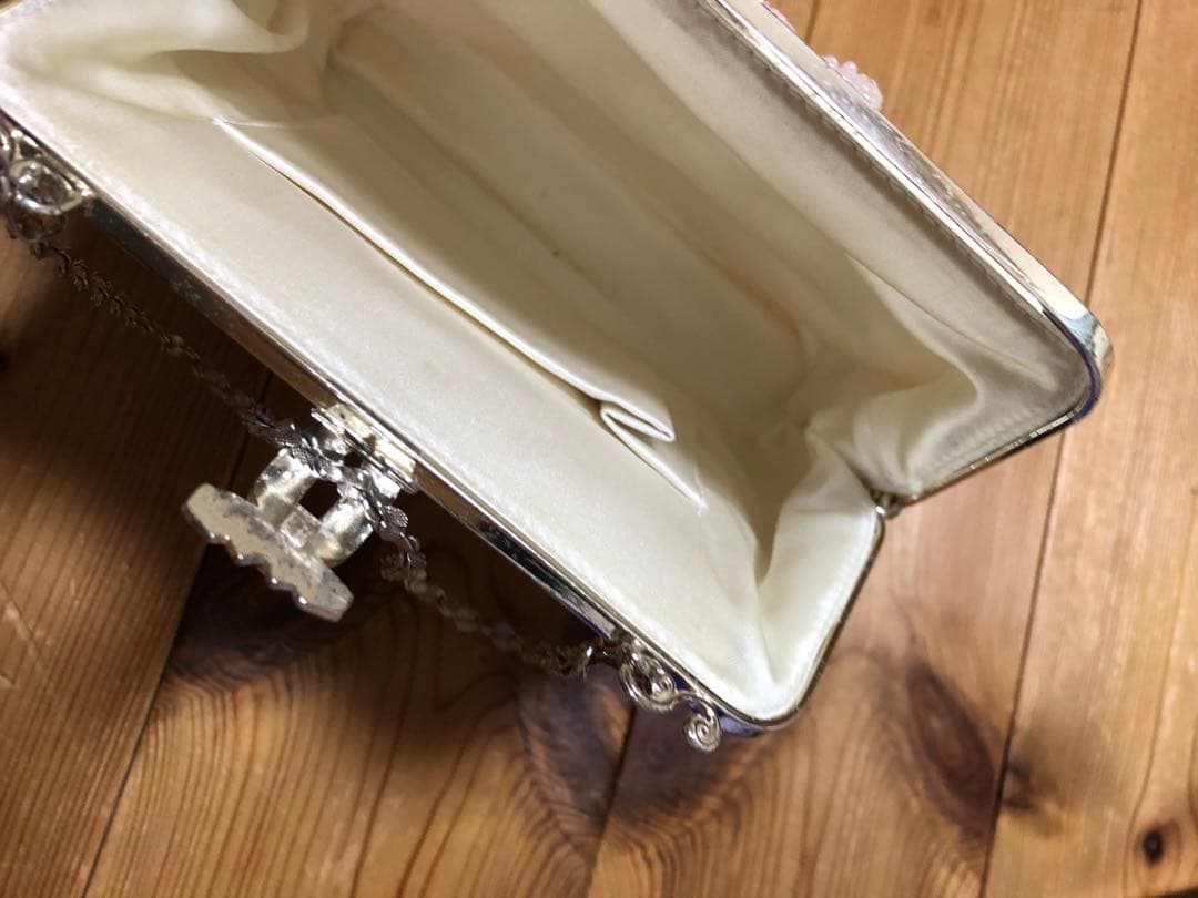 桜と蝶の振袖 ピンク系