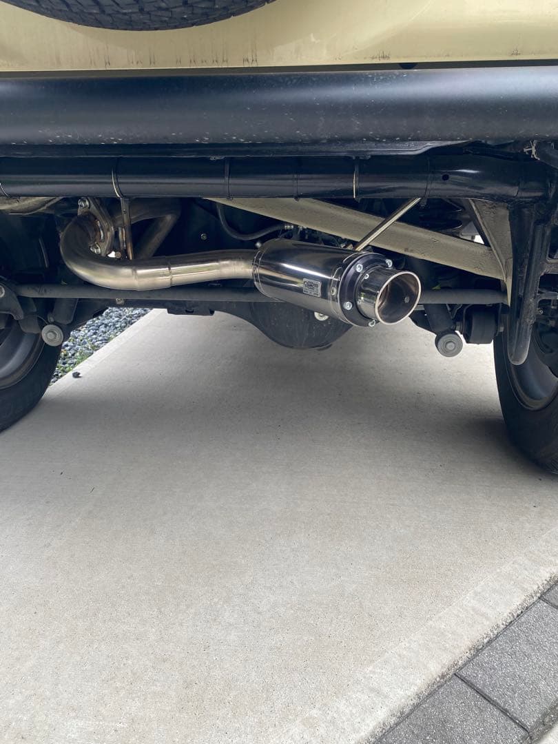 ジムニー　jb64 ウィルズウィン　マフラー