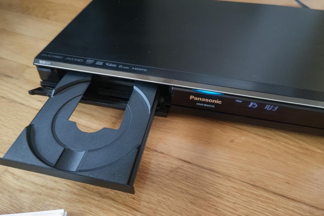 ☆【美品】Panasonic 2番組同時録画 BDレコーダーDMR-BW570