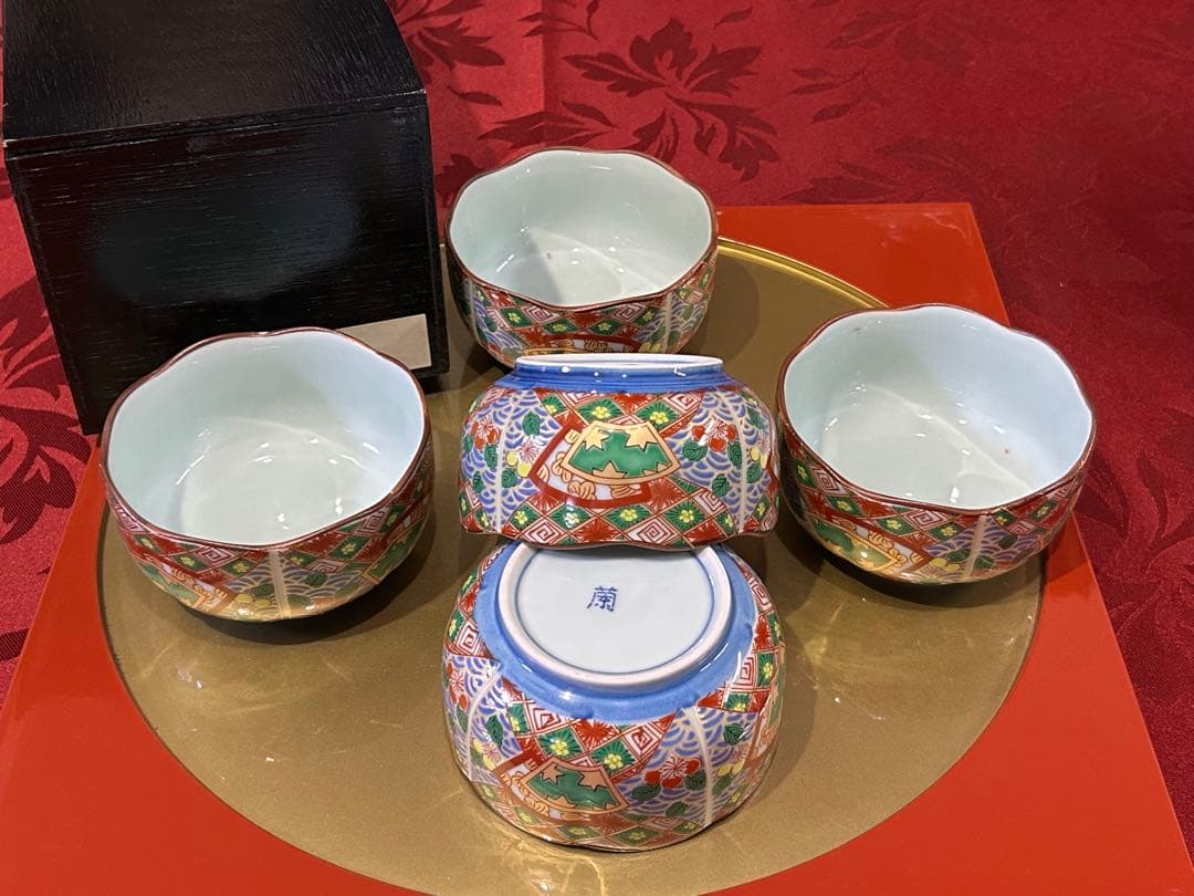 5名様　赤絵お正月御膳セット　庫山窯　蓋付きどんぶり　刺身皿など　未使用