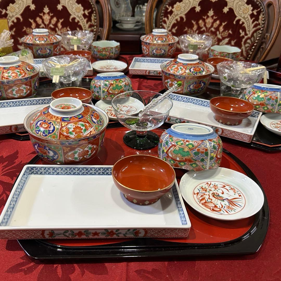 5名様　赤絵お正月御膳セット　庫山窯　蓋付きどんぶり　刺身皿など　未使用