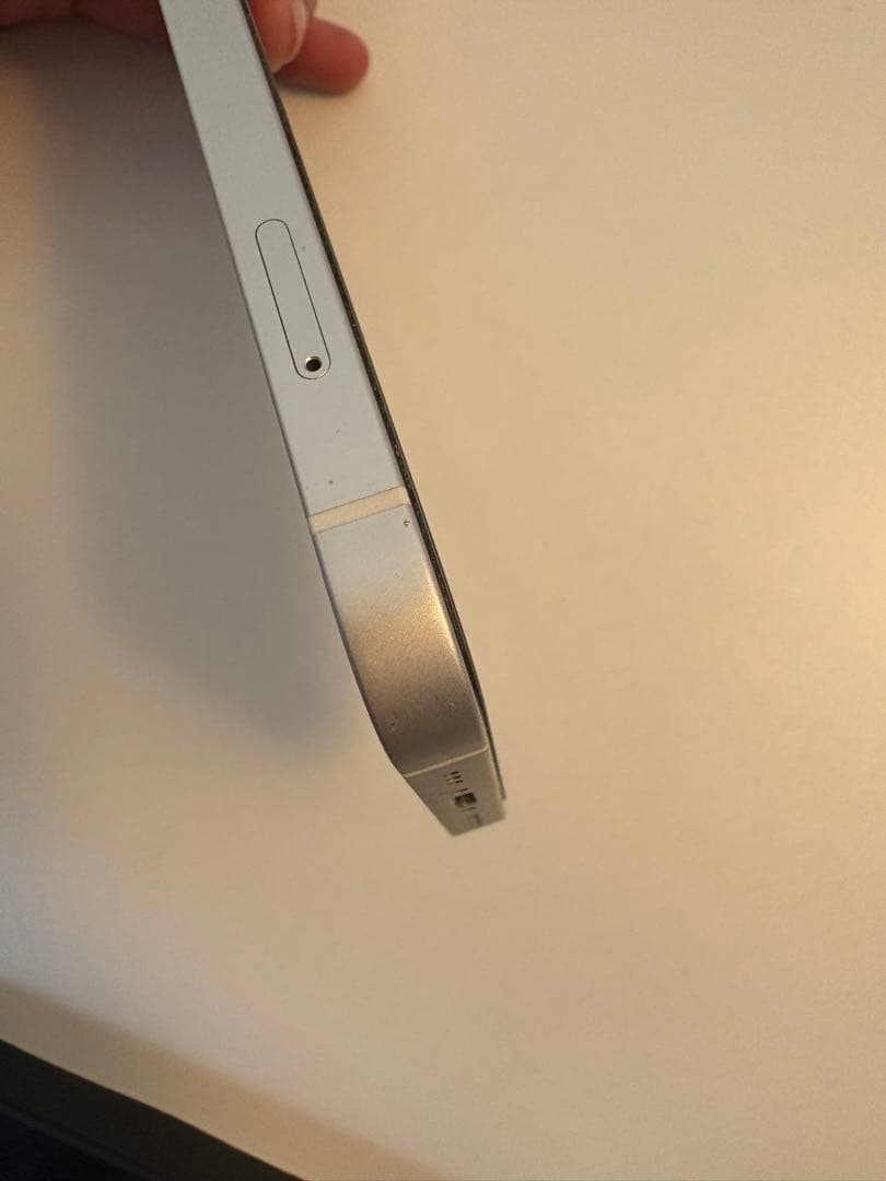 Apple iPhone 12 ホワイト SIMフリー128GB