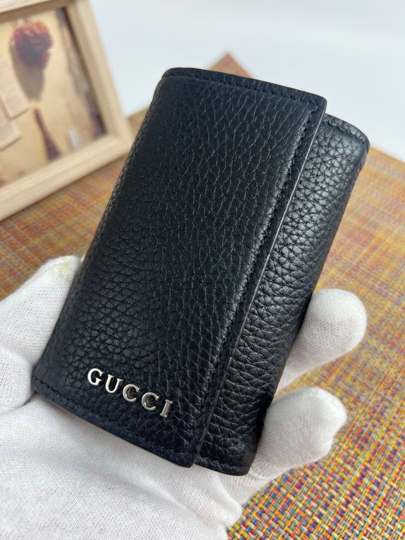 ✨極美品✨GUCCI グッチ　ロゴ　６連キーケース　キーリング　レザー　ブラック
