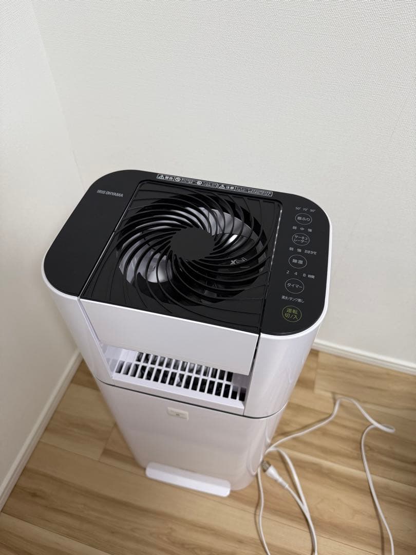 除湿機 ホワイト タッチ式操作パネル