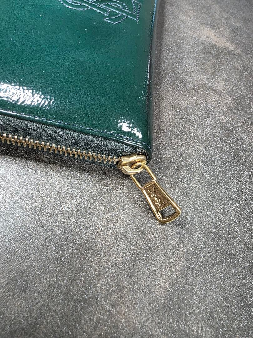 【美品】YSL ダークグリーン　パテント　 ラウンドファスナー長財布