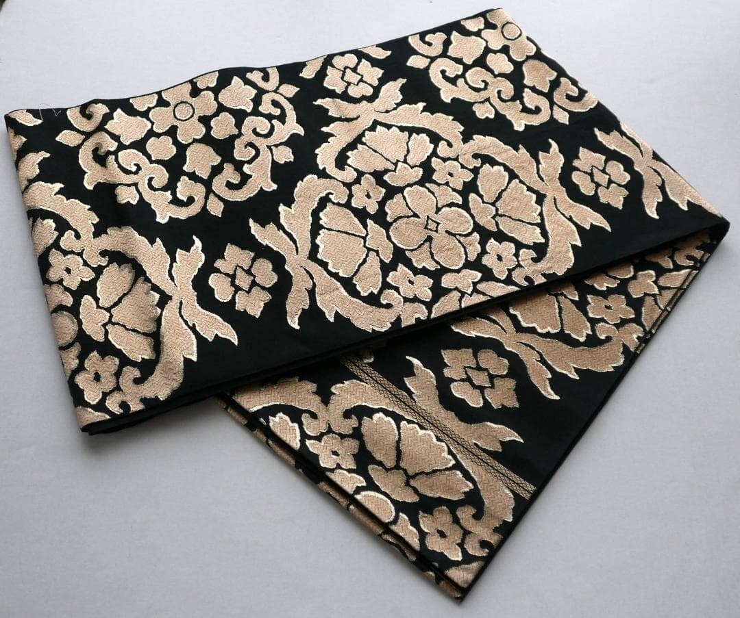 黒色 金糸☆六通 袋帯☆正絹☆更紗花唐草文☆金襴☆西陣織