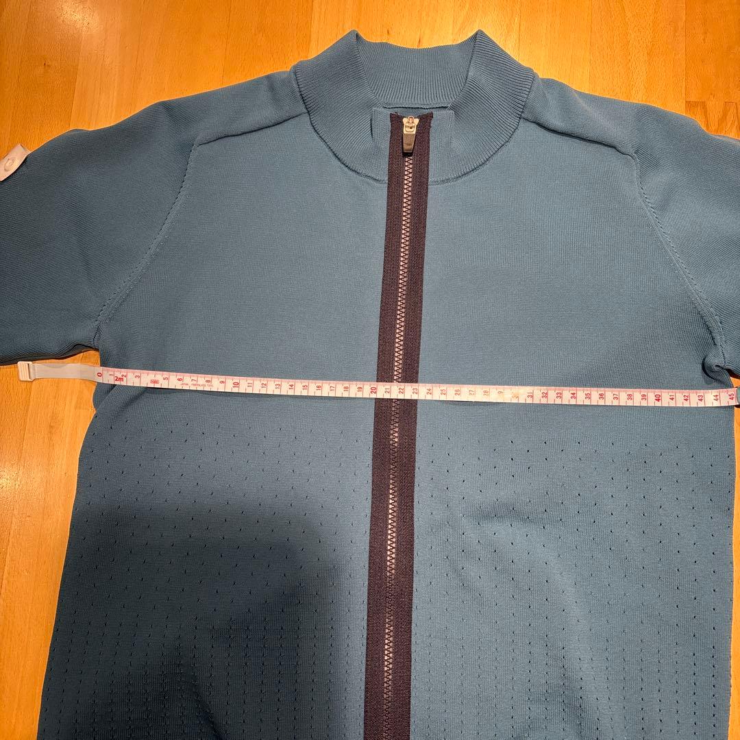 BRIEFING Mサイズ ジップアップセーター 青