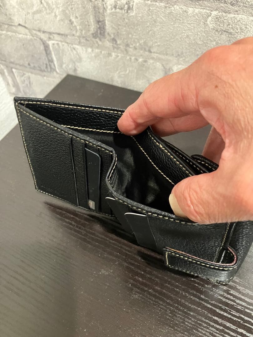 DOLCE & GABBANA ブラック二つ折り財布