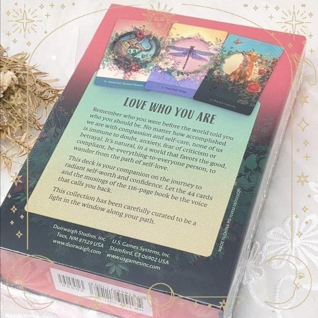 ★正規品オラクルカード★金縁✨柔らかな癒しの世界✨優しいタッチの女性らしいデッキ